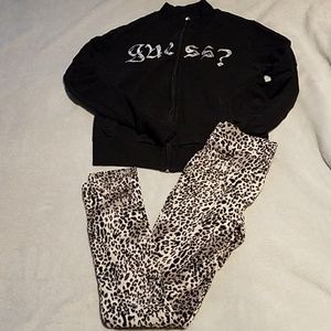 GUESS leopard leggings. XS.